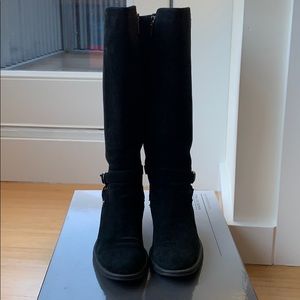 Aquatalia Umpa Black Suede boots